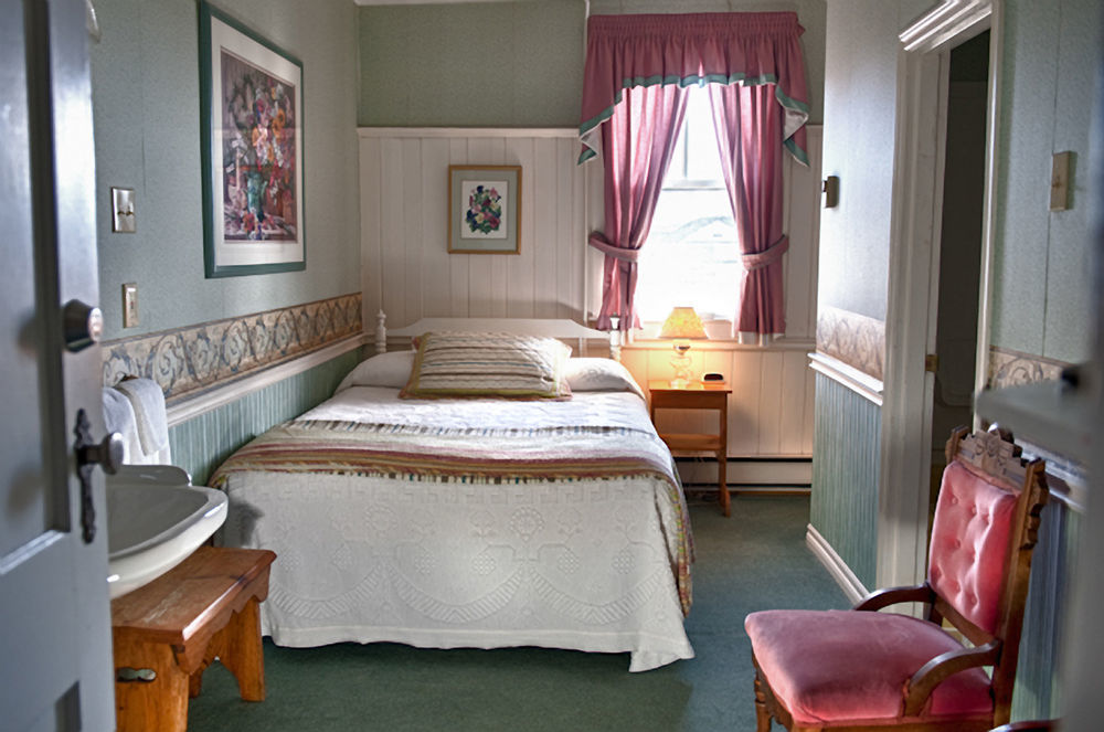 Baddeck Inlet Telegraph House Motel מראה חיצוני תמונה