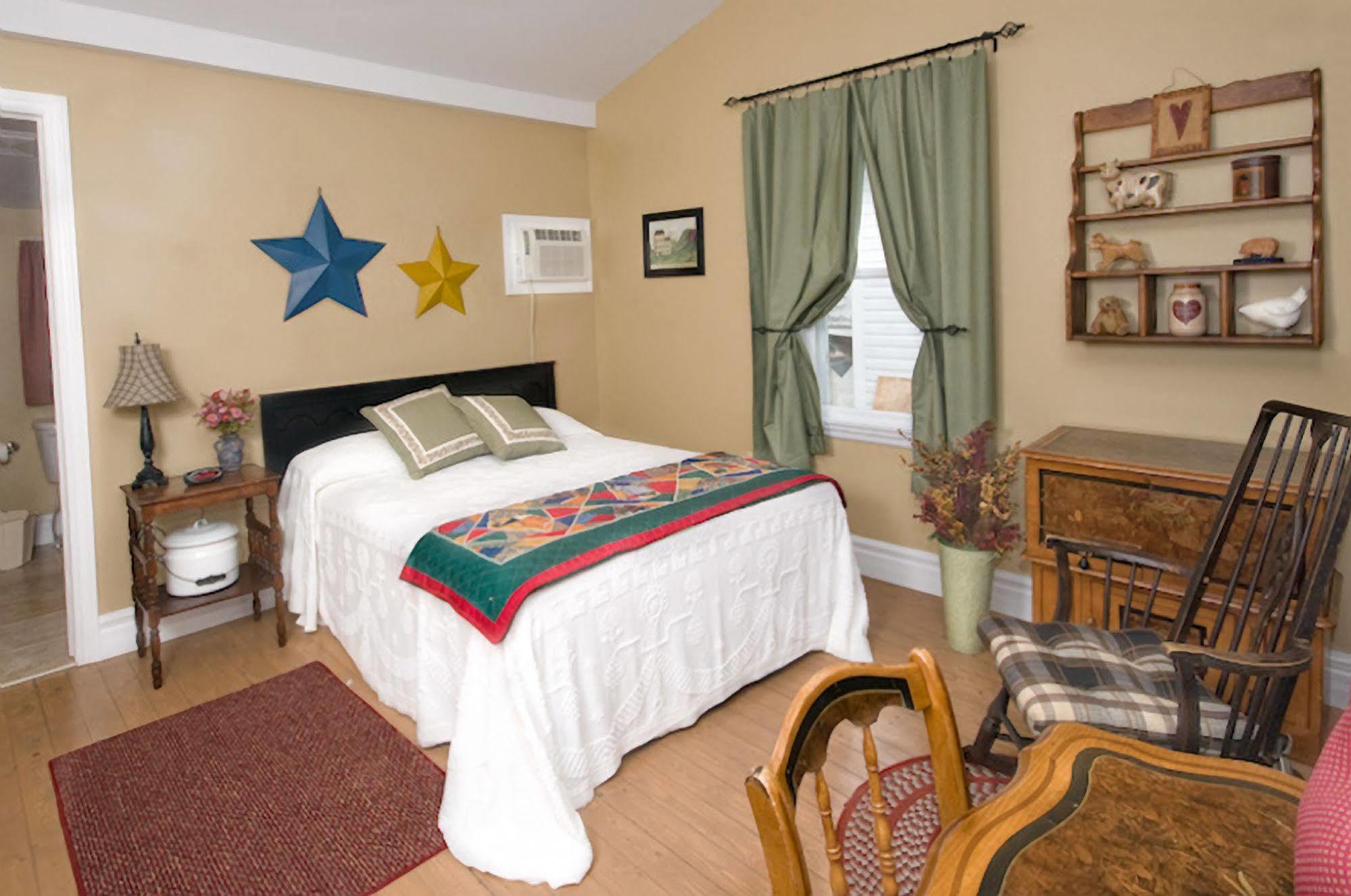Baddeck Inlet Telegraph House Motel מראה חיצוני תמונה