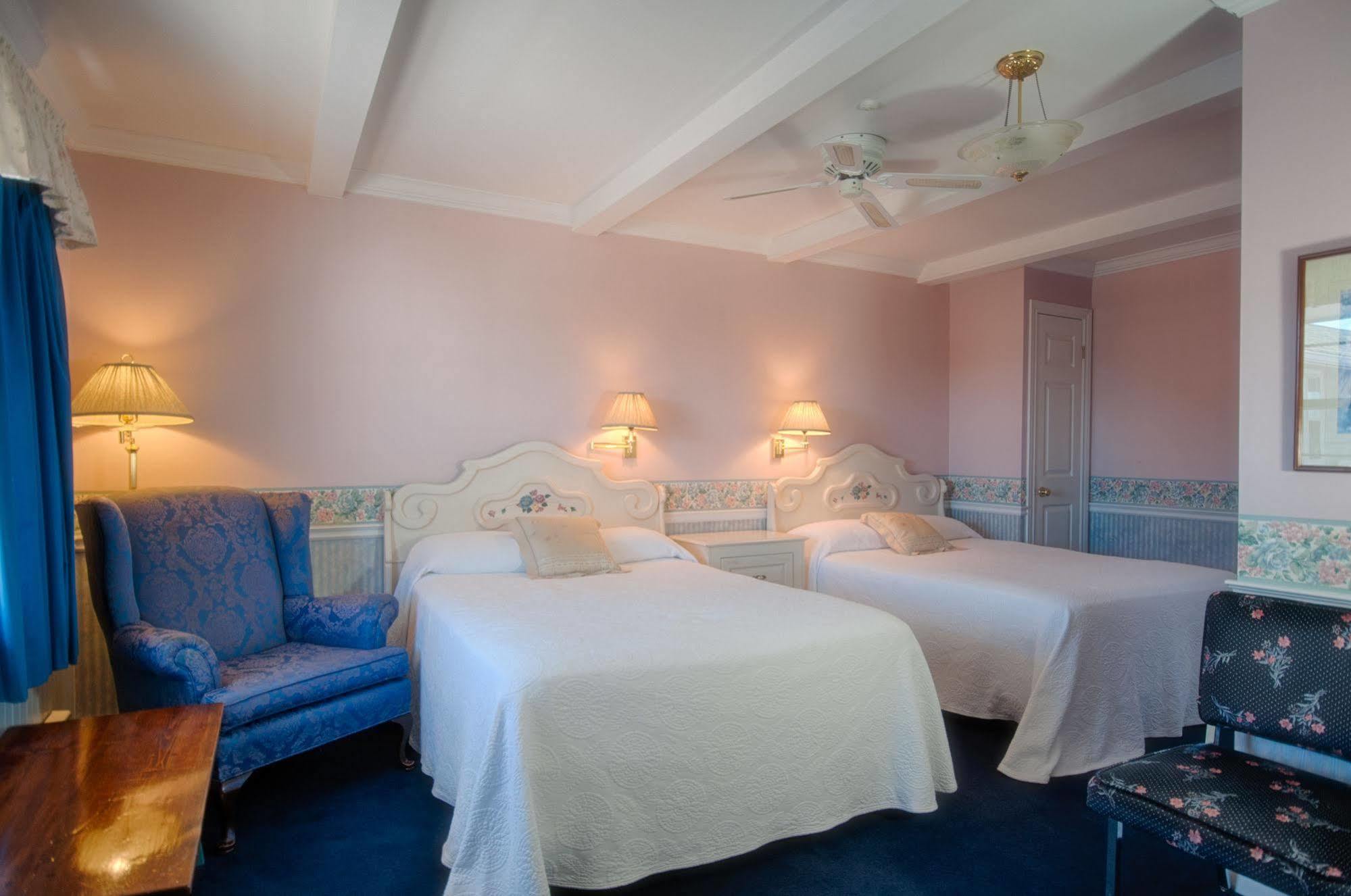 Baddeck Inlet Telegraph House Motel מראה חיצוני תמונה